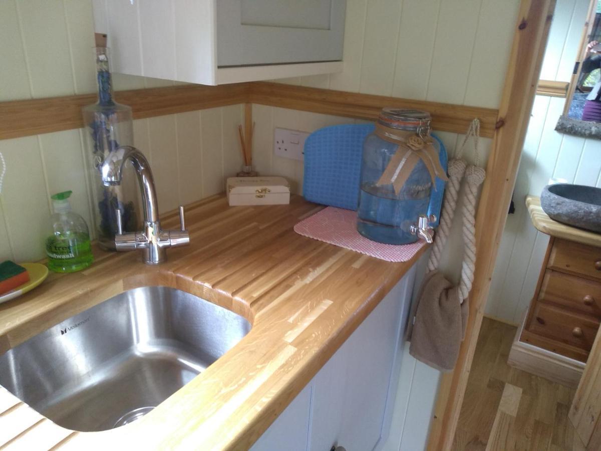 Glamping Malvern Shepherd Hut Zewnętrze zdjęcie